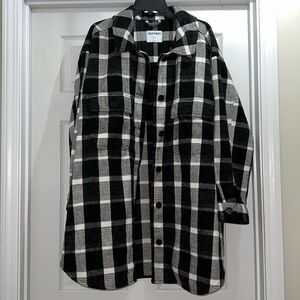 Old Navy Black and White Plaid Shacket 3X NWT